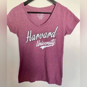 Harvard‎ University Women's V-Neck Mauve Collegiate T-Shirt size Small NWOT